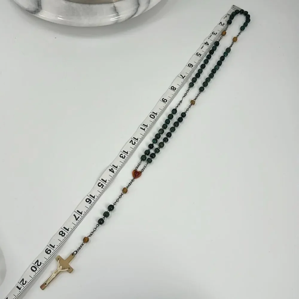 Vintage 1950s plastic/ horn rosary